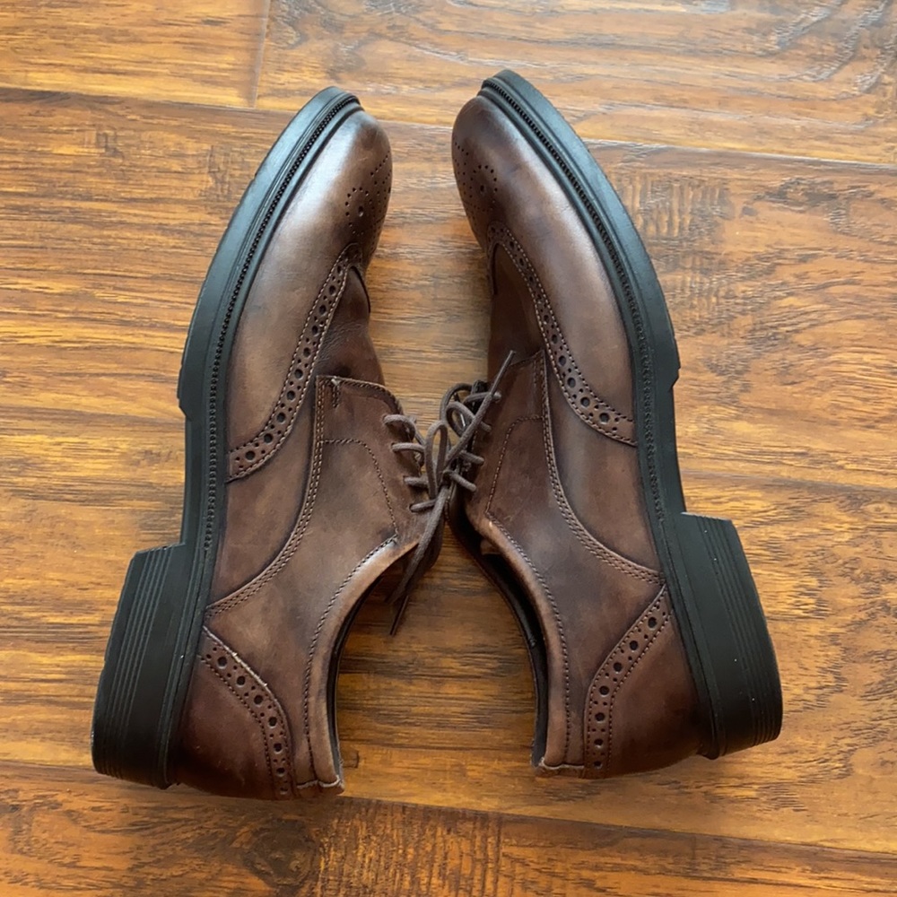 ECCO Lisbon Brogues